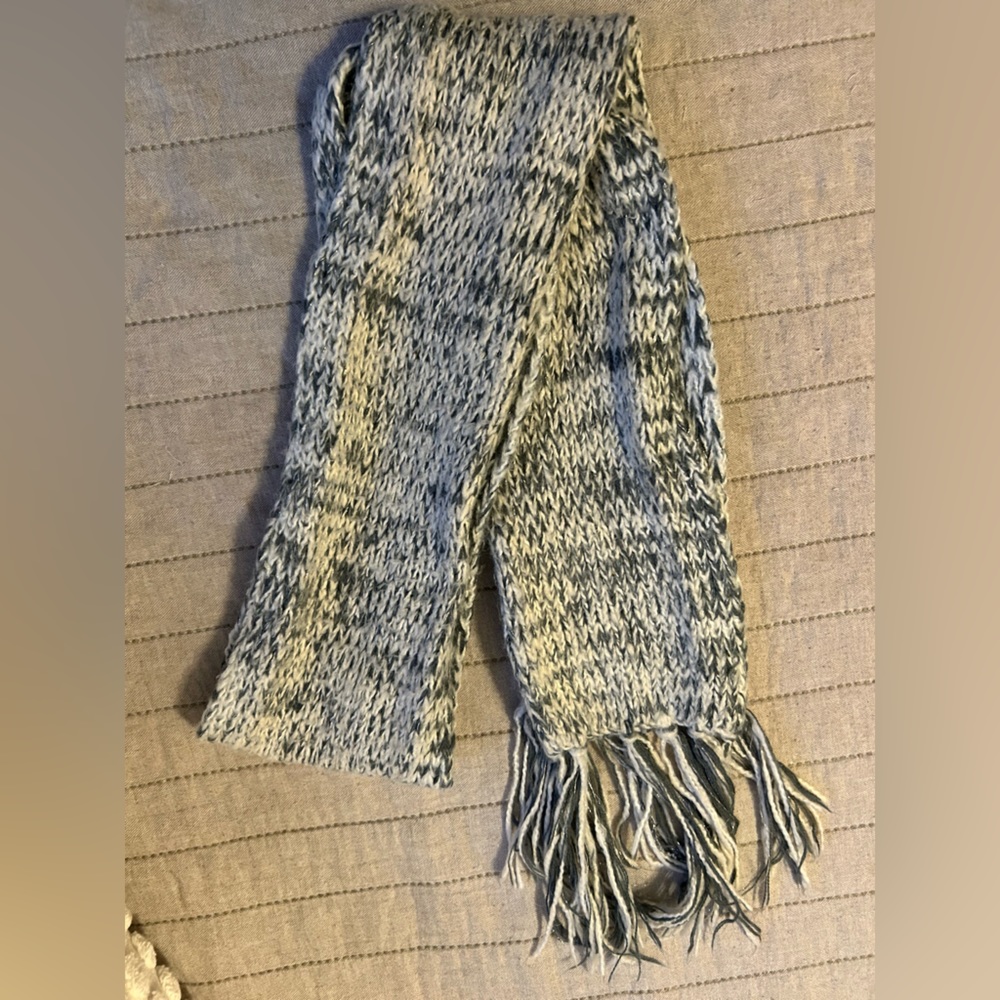 Kirra grey scarf